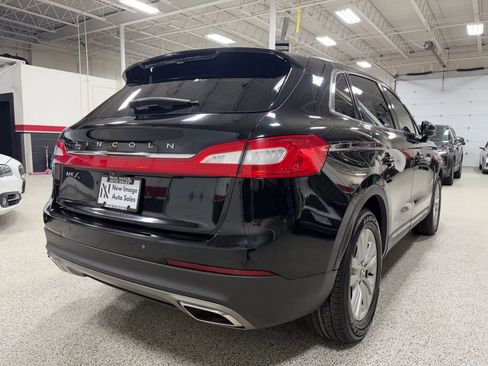 Used 2017 Lincoln MKX Premiere image 2