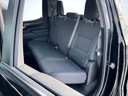 Used 2024 Chevrolet Silverado 1500 LT image 27