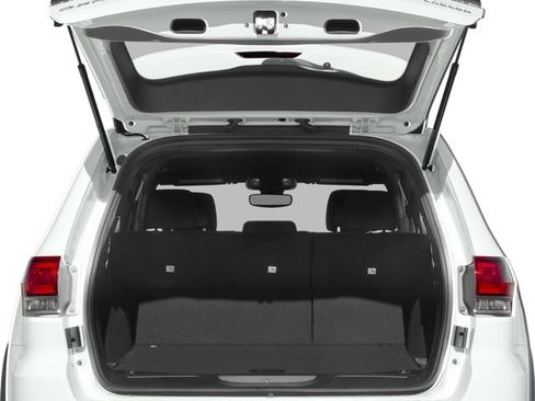 Certified 2017 Jeep Grand Cherokee Laredo w/ Quick Order Package 23E AWD/4WD image 12