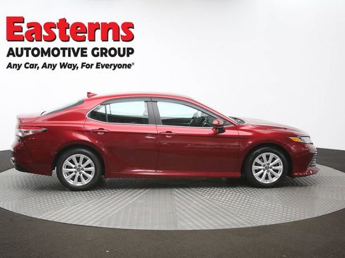 Used 2019 Toyota Camry LE FWD image 42