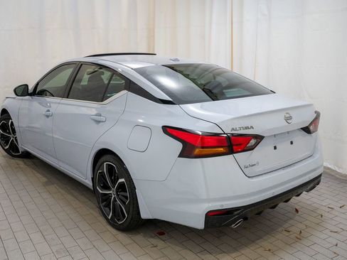 New 2025 Nissan Altima 2.5 SR image 4