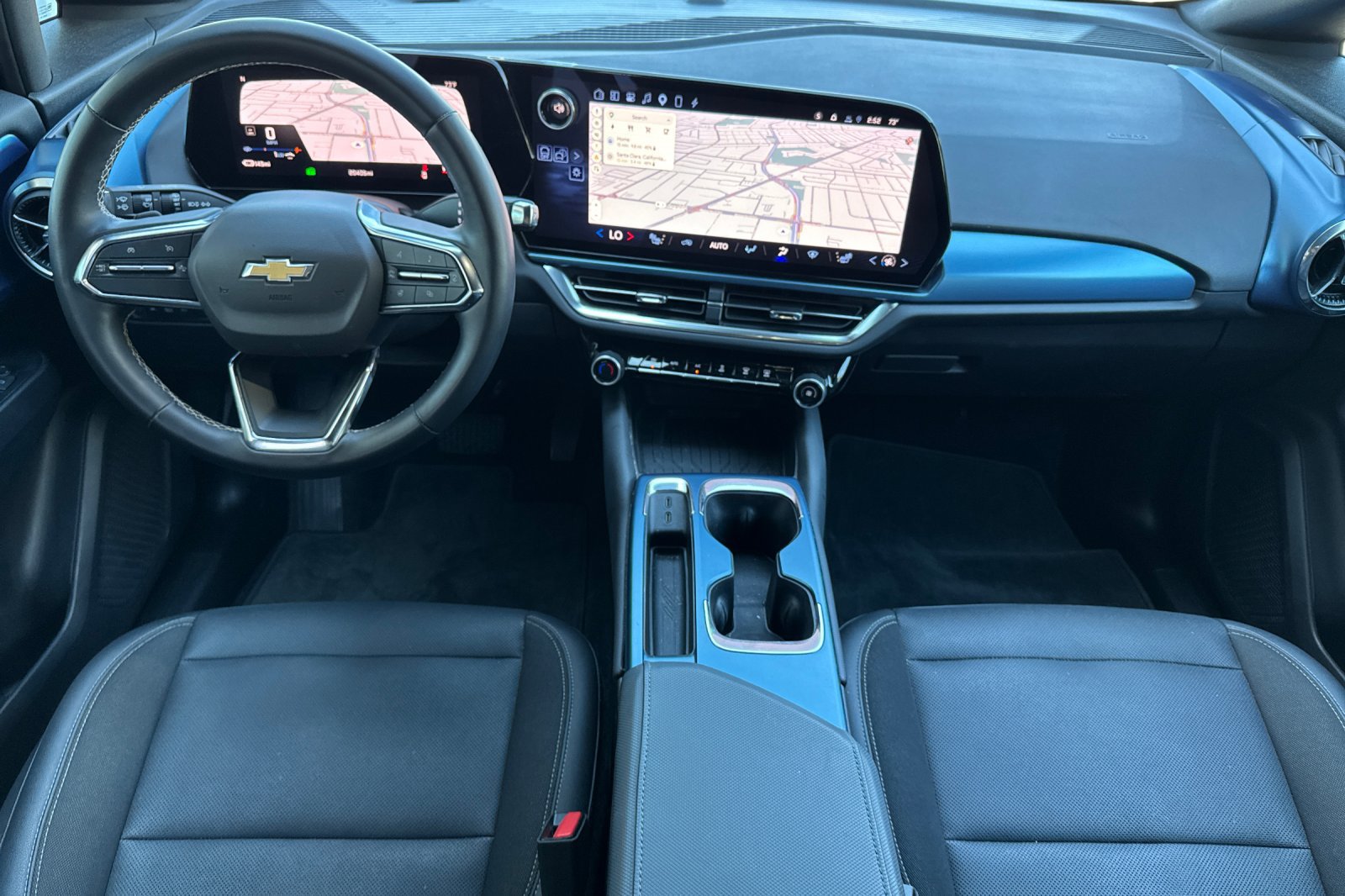 Used 2024 Chevrolet Equinox EV LT AWD/4WD image 15