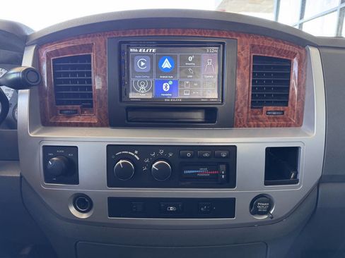 Used 2006 Dodge Ram 1500 Truck Laramie image 2