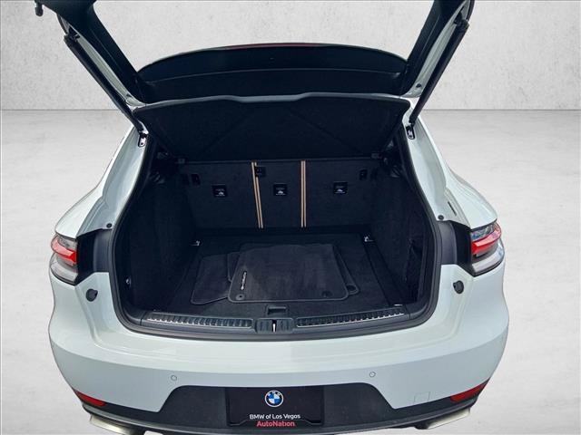 Used 2021 Porsche Macan AWD/4WD image 6