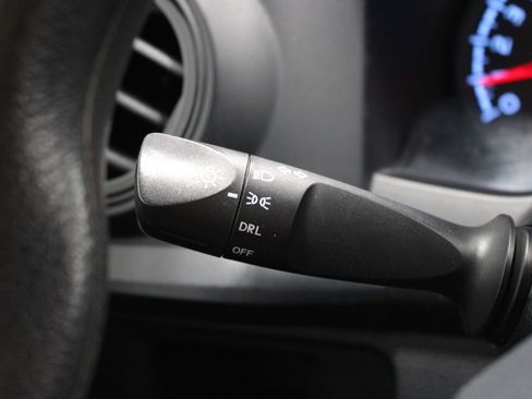 Used 2017 Toyota Tacoma SR RWD image 30