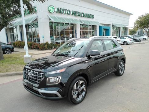 Used 2022 Hyundai Venue SEL w/ Cargo Package image 1