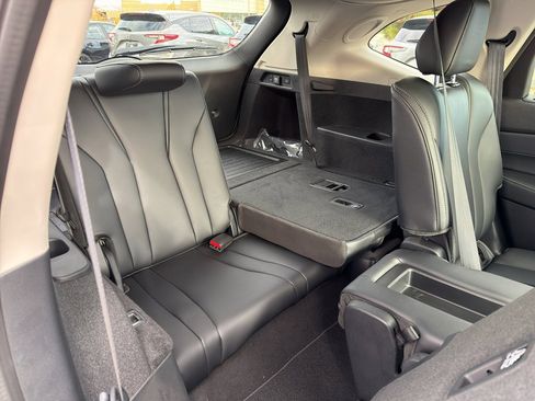 Certified 2025 Acura MDX SH-AWD w/ Technology Package image 18