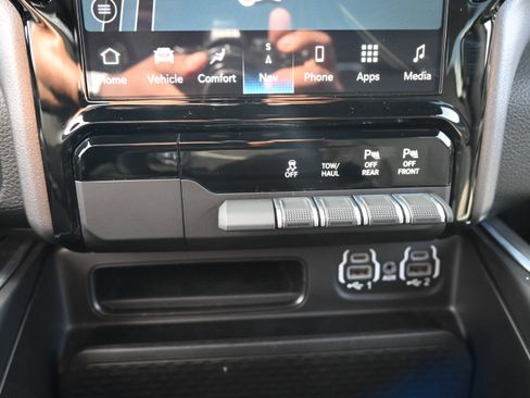 Used 2023 RAM 1500 Big Horn image 29