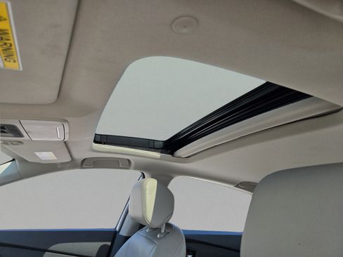 Used 2023 Honda Accord Touring image 13