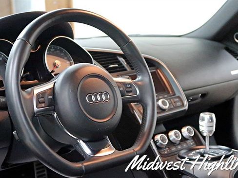 Used 2008 Audi R8 V8 image 32
