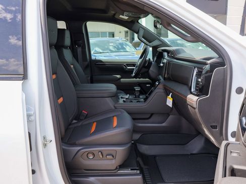 New 2026 GMC Sierra 1500 AT4 AWD/4WD image 31