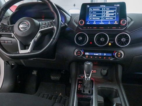 Used 2021 Nissan Sentra SV w/ Trunk Package image 22