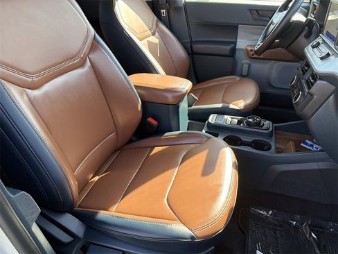 Used 2024 Ford Maverick Lariat image 28