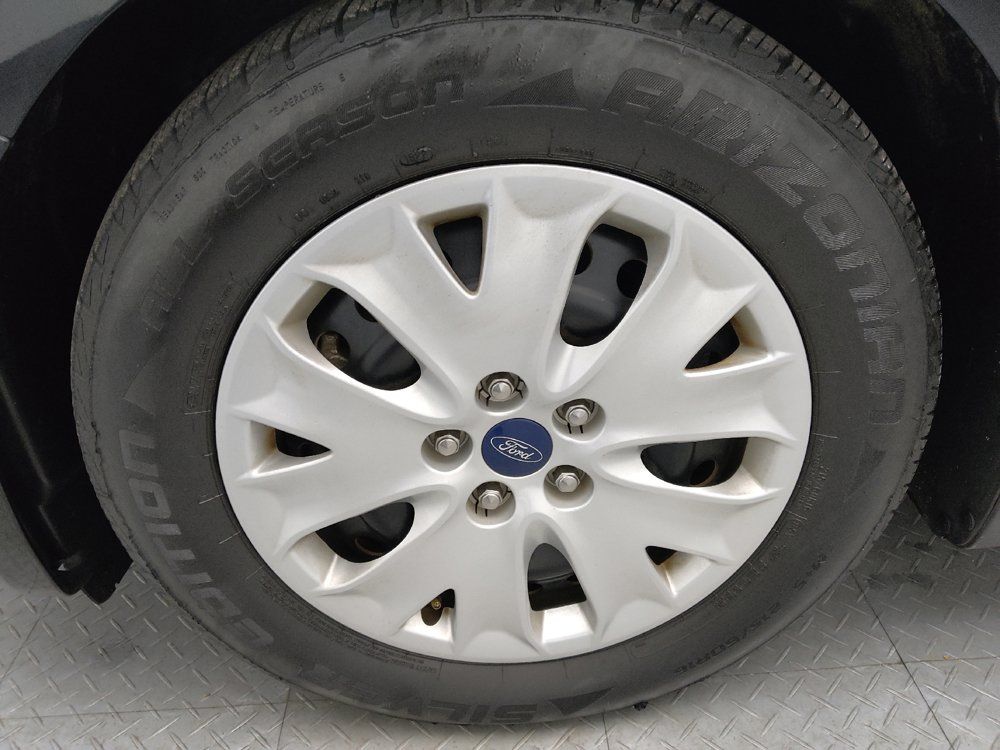 Used 2020 Ford Fusion S FWD image 31