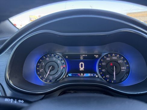 Used 2016 Chrysler 200 S w/ Navigation & Sound Group I FWD image 17
