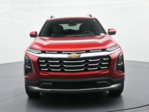 Used 2025 Chevrolet Equinox LT w/ Convenience Package II FWD image 3