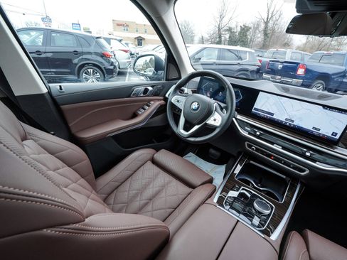 Used 2026 BMW X7 xDrive40i image 42