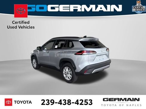 Used 2026 Toyota Corolla Cross LE FWD image 3