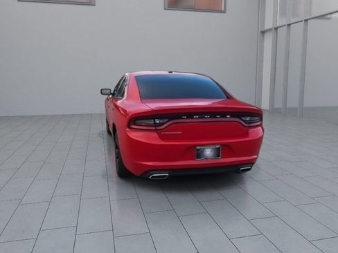 Used 2022 Dodge Charger SXT RWD image 7