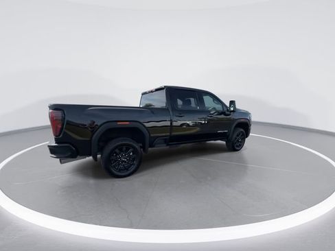 Used 2024 GMC Sierra 2500 AT4 AWD/4WD image 8