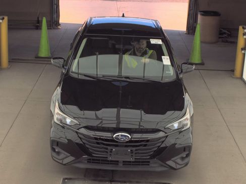 Used 2025 Subaru Legacy Premium AWD/4WD image 2