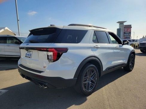 New 2026 Ford Explorer ST w/ Sun And Sound Package AWD/4WD image 4