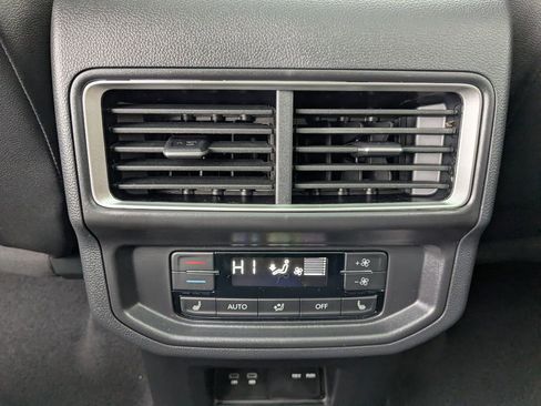 New 2026 Volkswagen Atlas SEL AWD/4WD image 17
