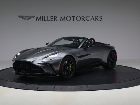 New 2026 Aston Martin V8 Vantage S RWD image 1