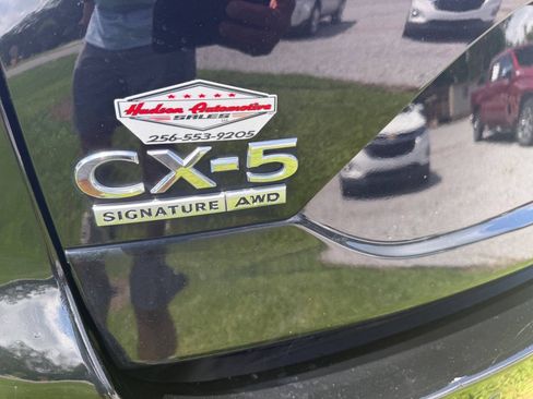 Used 2021 MAZDA CX-5 Signature AWD/4WD image 11