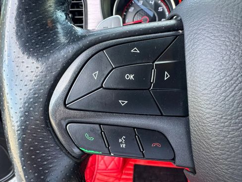 Used 2019 Dodge Charger R/T RWD image 15
