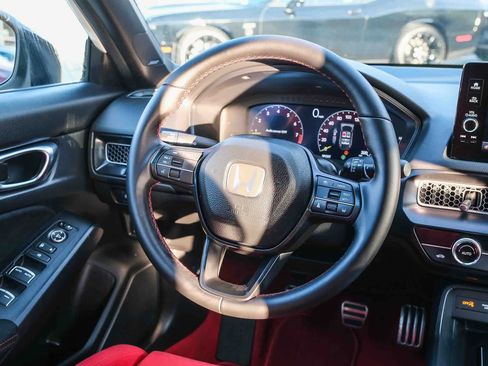 Used 2024 Honda Civic Type R image 17