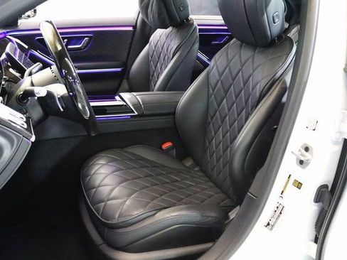 Certified 2024 Mercedes-Benz S 580e 4MATIC Sedan image 17