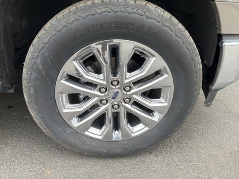 New 2025 Ford F150 Lariat w/ Equipment Group 501A Mid image 10