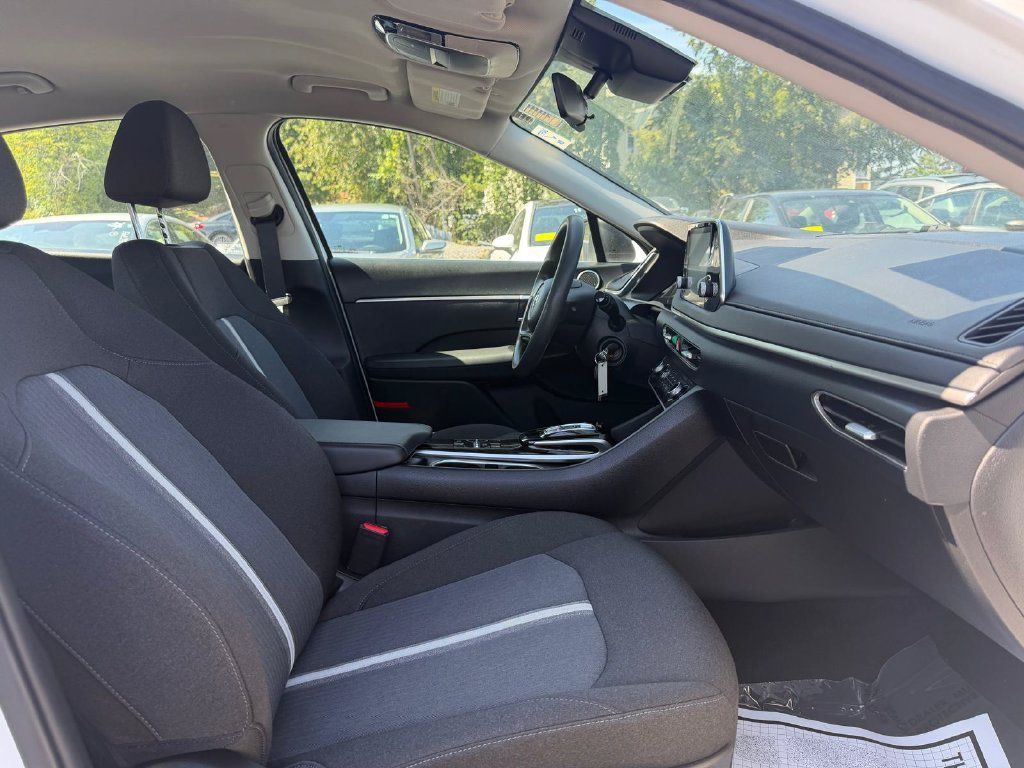 Used 2022 Hyundai Sonata SE FWD image 18