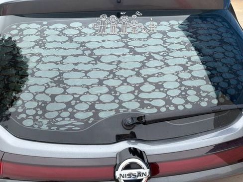 Used 2021 Nissan Kicks SV FWD image 9