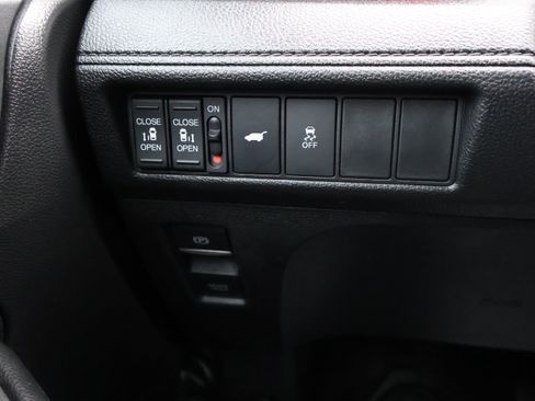 Used 2025 Honda Odyssey Sport-L image 40