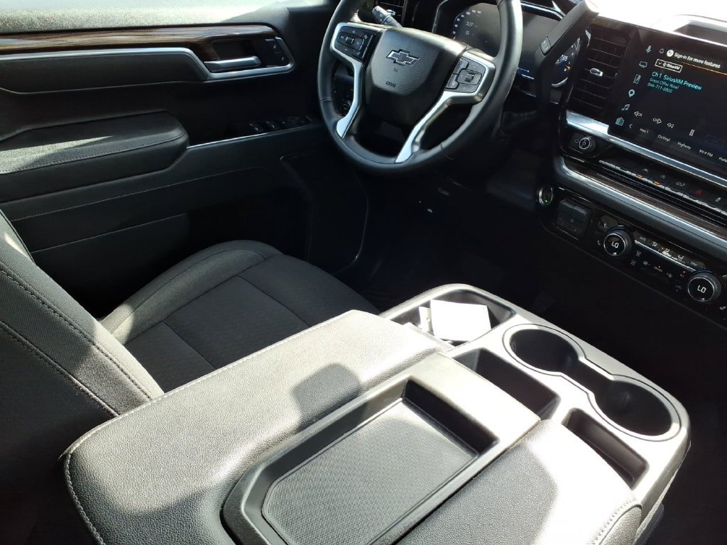 Used 2026 Chevrolet Silverado 1500 RST RWD image 10