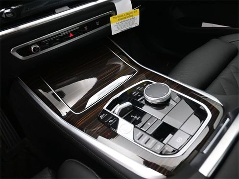 New 2026 BMW X5 xDrive40i w/ Parking Assistance Package image 31