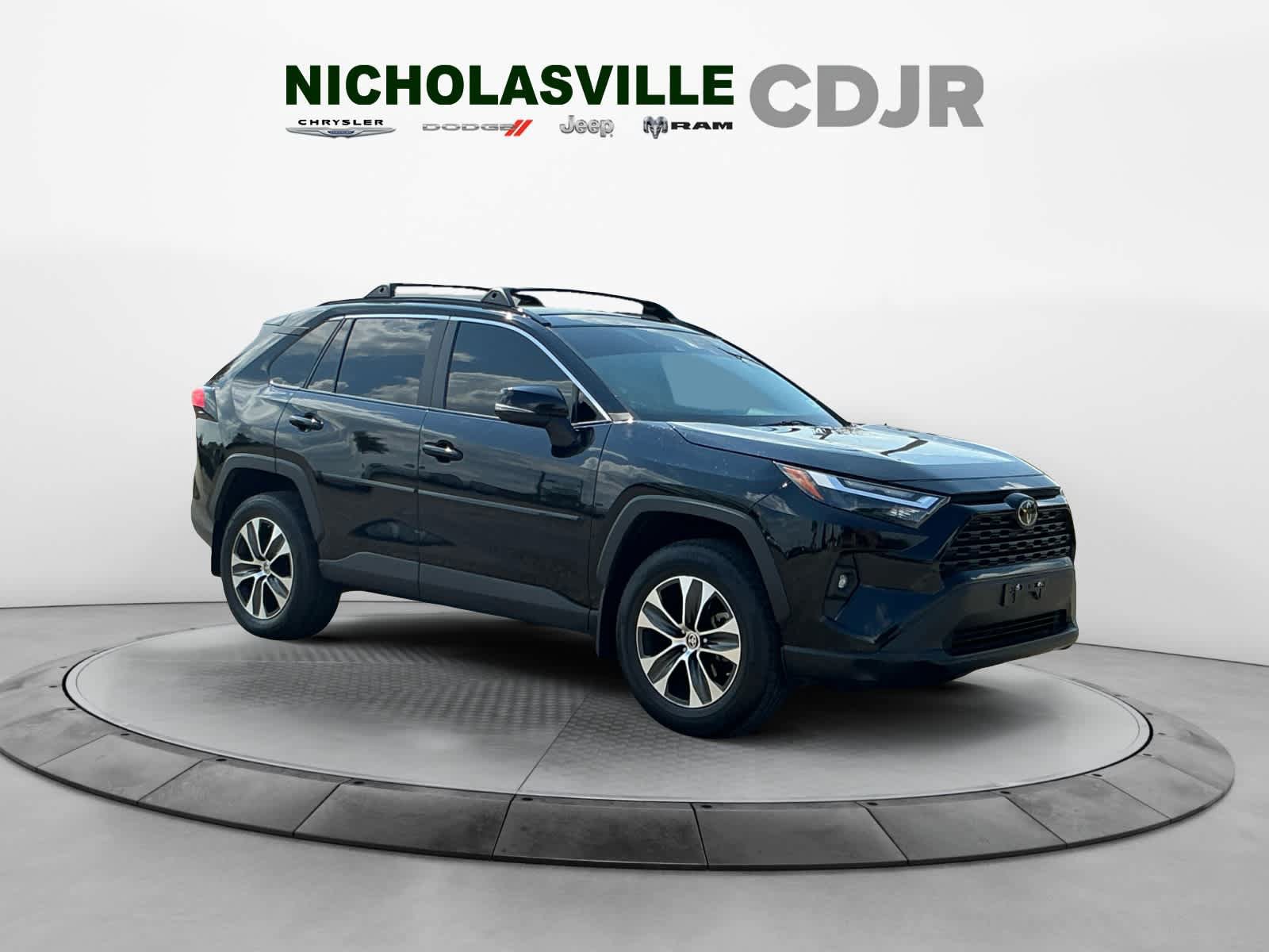 Used 2024 Toyota RAV4 XLE Premium w/ Weather Package AWD/4WD image 7