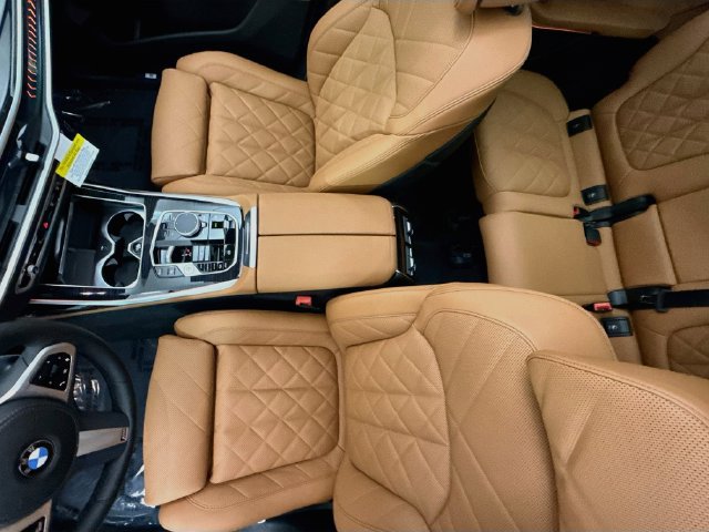 New 2027 BMW X7 xDrive40i w/ M Sport Package AWD/4WD image 22