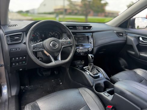 Used 2020 Nissan Rogue SL image 20