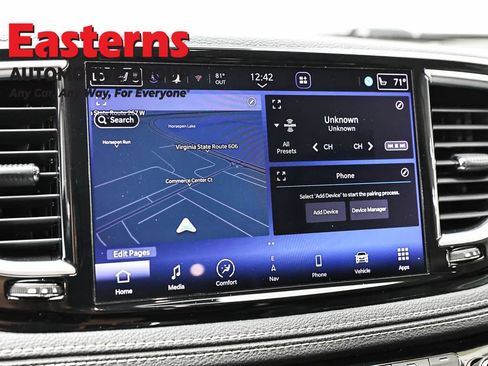 Used 2022 Chrysler Pacifica Limited FWD image 19