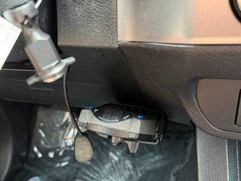 Used 2019 Toyota Tacoma SR w/ SR Convenience Package AWD/4WD image 25