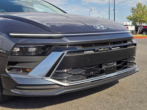 Used 2025 Hyundai Sonata SE FWD image 8