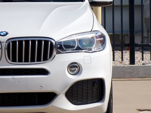 Used 2017 BMW X5 xDrive50i w/ Executive Package image 9