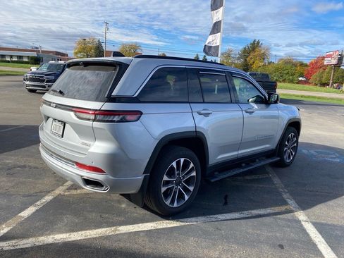 Used 2024 Jeep Grand Cherokee Overland w/ Adv Protech Group III image 3