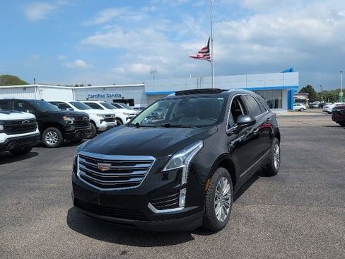 Used 2018 Cadillac XT5 Luxury w/ Driver Awareness Package AWD/4WD image 1