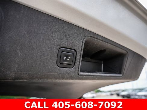 Used 2022 GMC Terrain Denali w/ Denali Premium Package AWD/4WD image 14