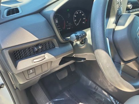 Used 2023 Honda CR-V LX image 26