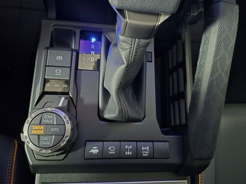 New 2026 Toyota 4Runner 4WD image 36